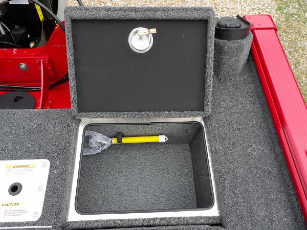 Slide: The Image of 2024 Lund 2075 Pro-V Bass XS storage compartment with fishing net. - 16