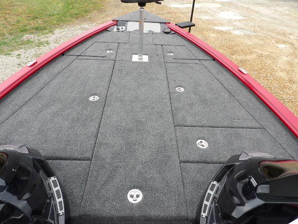 Slide: The Image of 2024 Lund 2075 Pro-V Bass XS boat deck with storage compartments. - 37