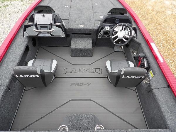 Slide: The Image of Lund 2075 Pro-V Bass XS 2024 - 60