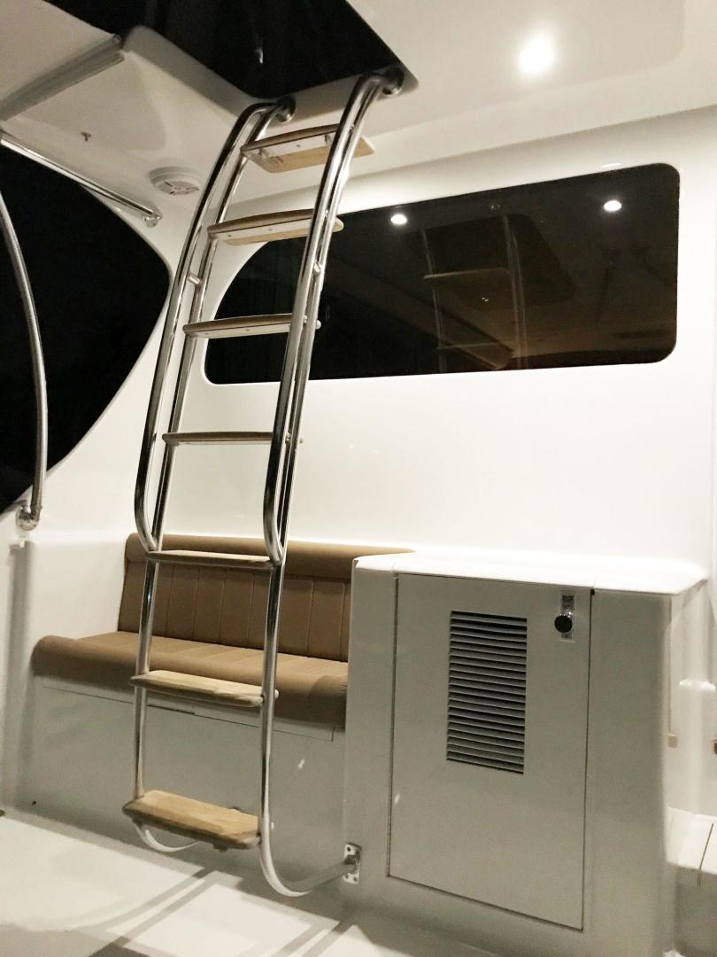 Slide: The Image of Flybridge Ladder    - 52