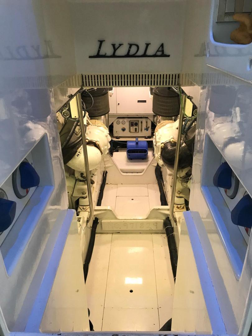 Slide: The Image of Engine Room Entrance      - 77