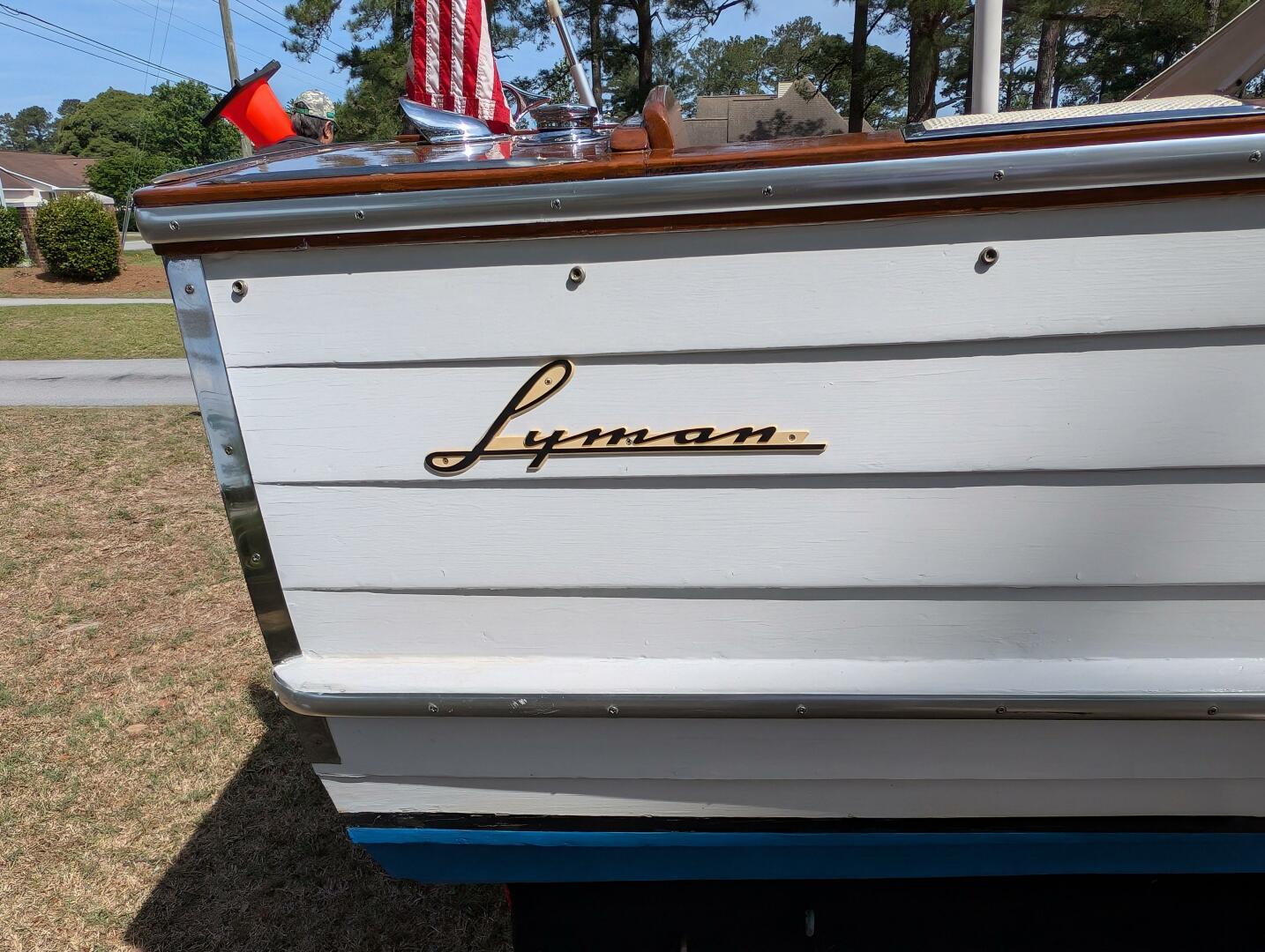 Slide: The Image of 11 Lymon Nameplate - 5255561