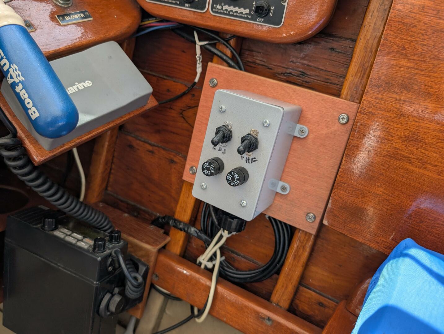 Slide: The Image of 18 Electrical Pannel - 5255570