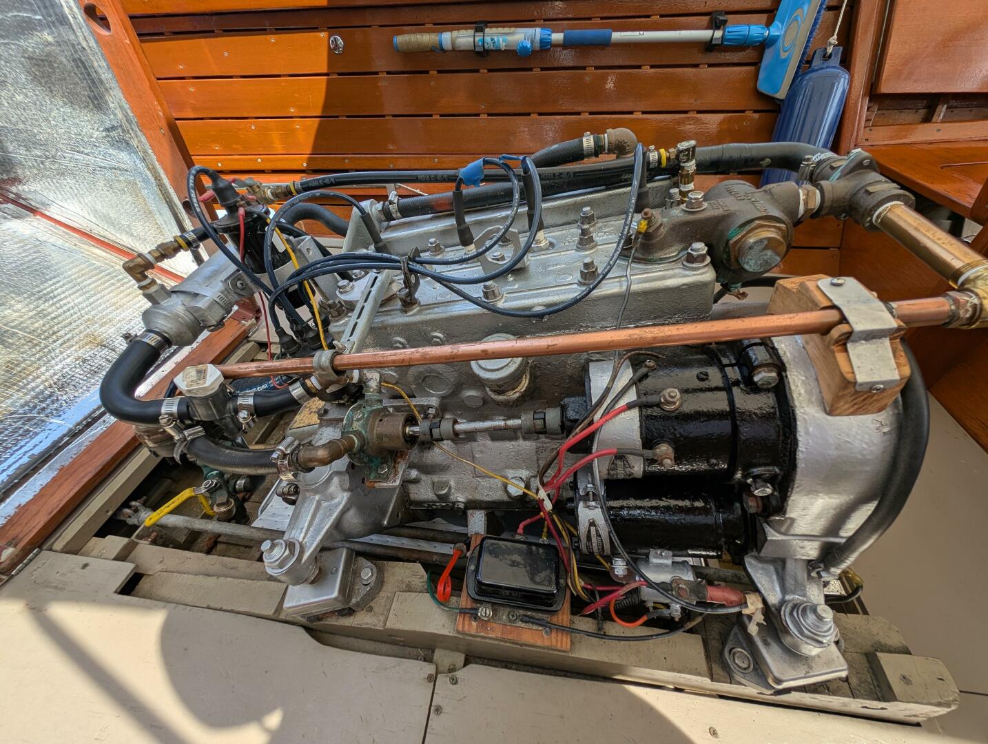 Slide: The Image of 33starboard Side Of Engine - 5255588