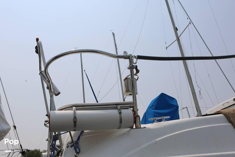 Slide: The Image of 2010 MacGregor 26M for sale in New Rochelle, NY - 17