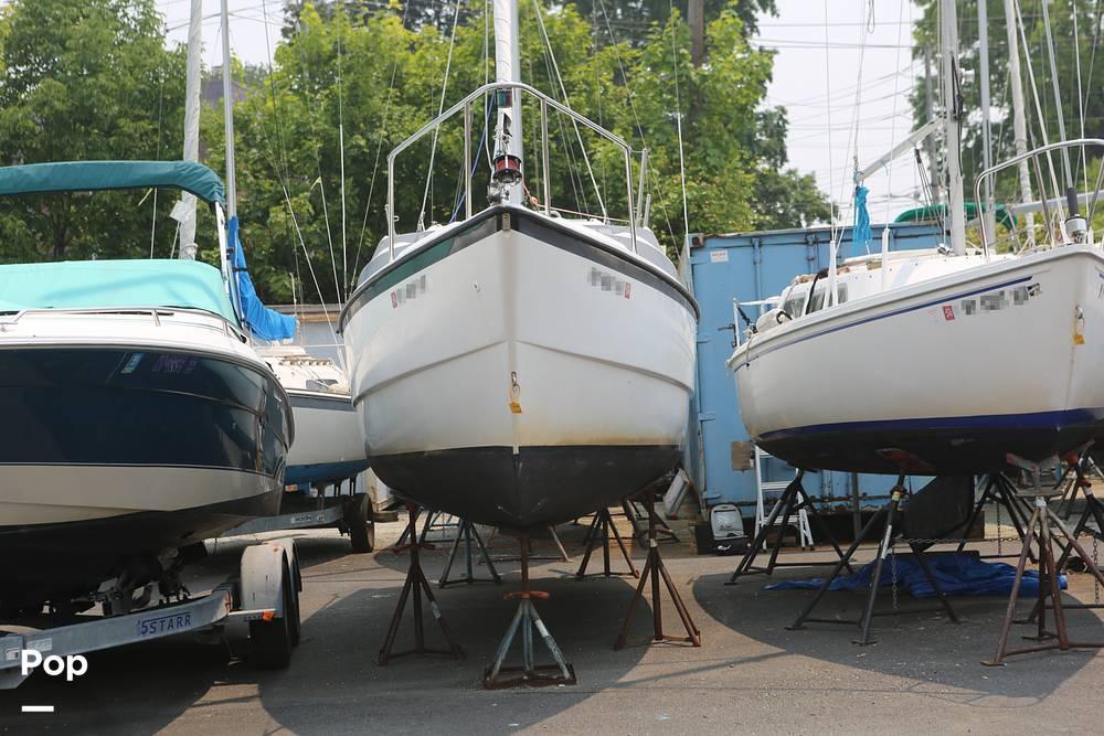 Slide: The Image of 2010 MacGregor 26M for sale in New Rochelle, NY - 2