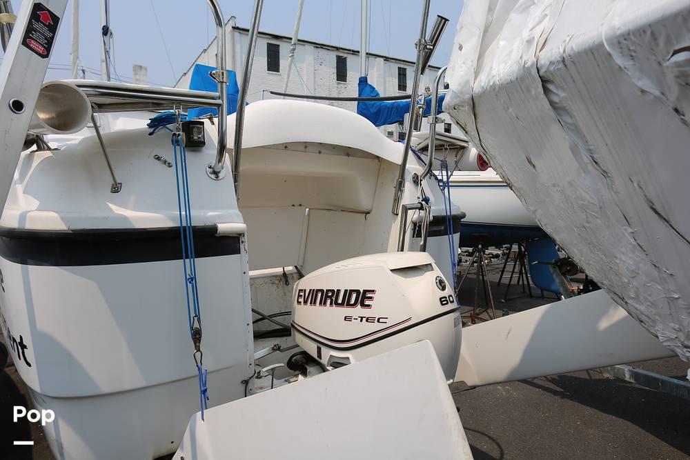 Slide: The Image of 2010 MacGregor 26M for sale in New Rochelle, NY - 21