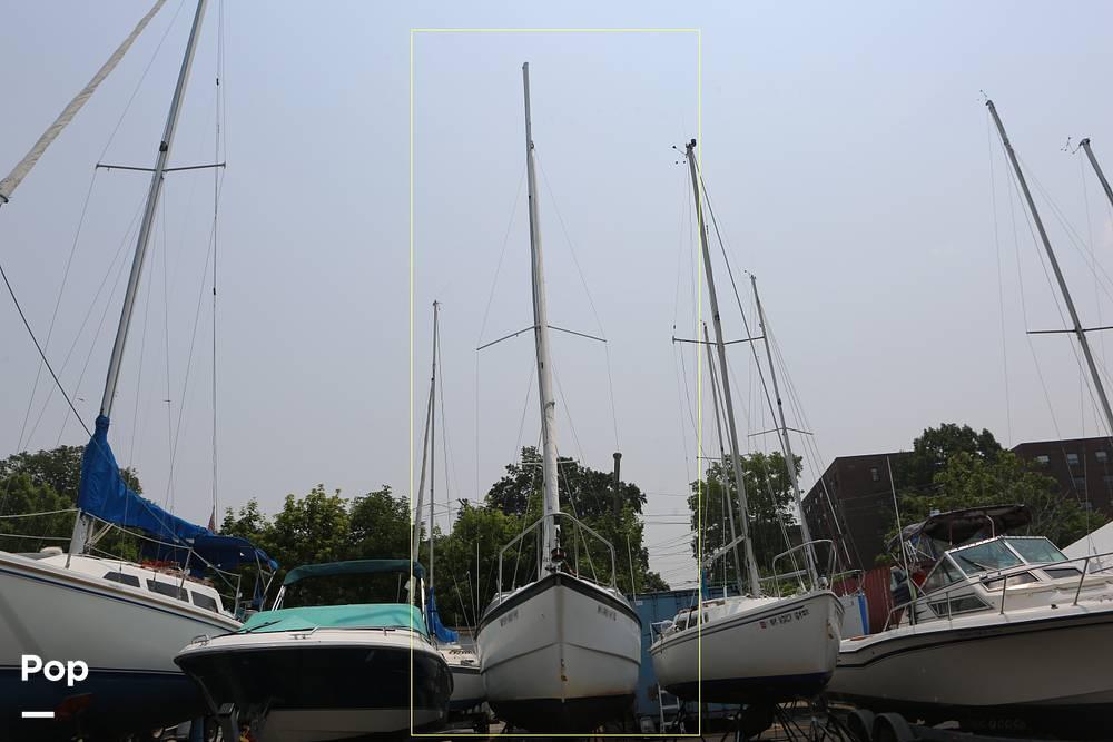 Slide: The Image of 2010 MacGregor 26M for sale in New Rochelle, NY - 4