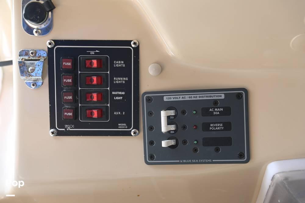Slide: The Image of 2010 MacGregor 26M for sale in New Rochelle, NY - 58