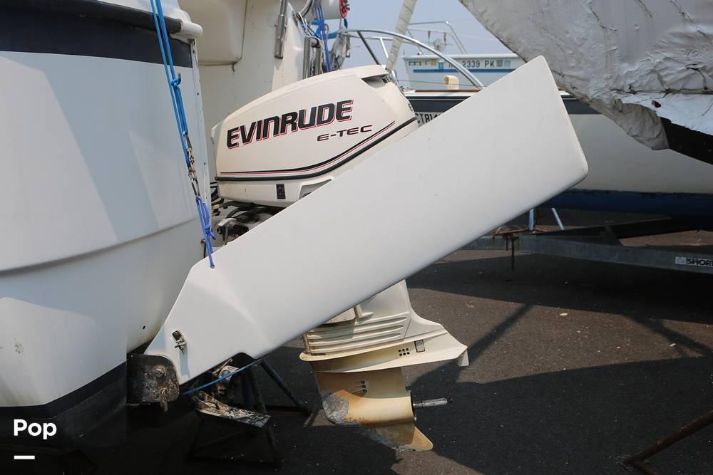 Slide: The Image of 2010 MacGregor 26M for sale in New Rochelle, NY - 8