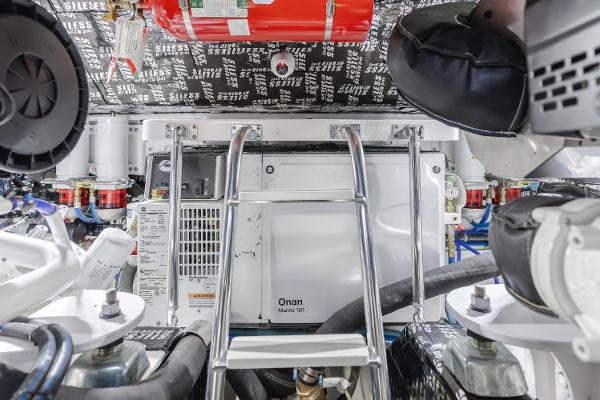 Slide: The Image of Mag Bay 42 Express 2023 - 61
