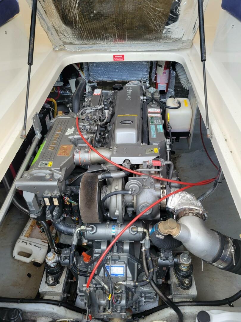 Slide: The Image of Mainship 30 2004 - 5574581