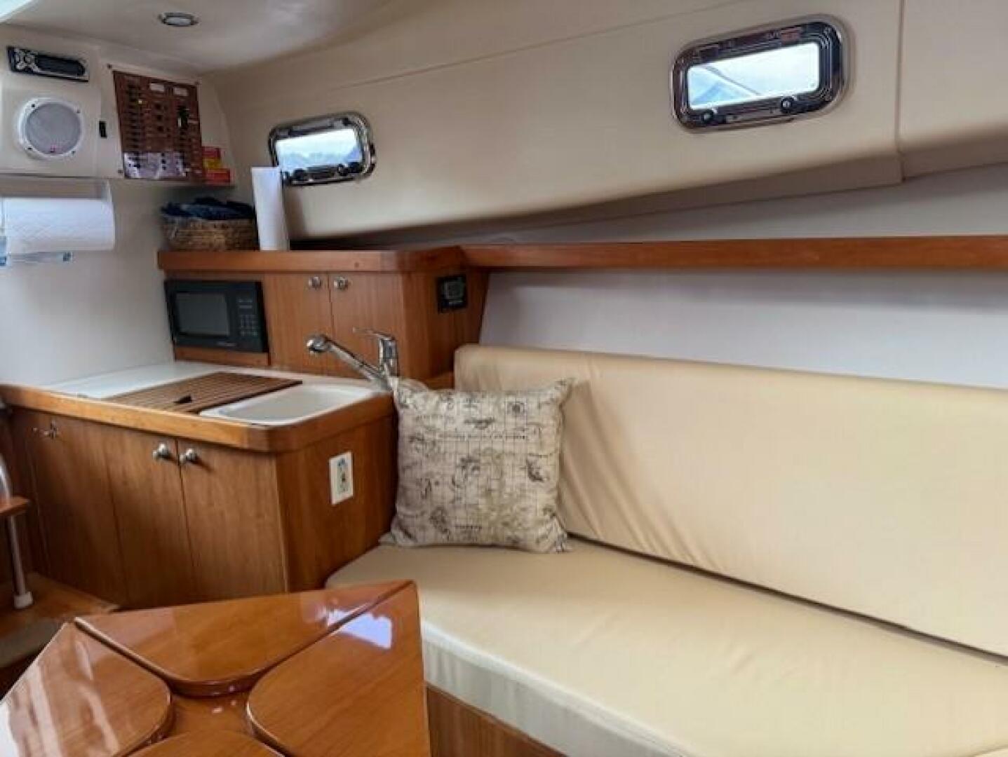 Slide: The Image of Mainship 30 2004 - 5574583