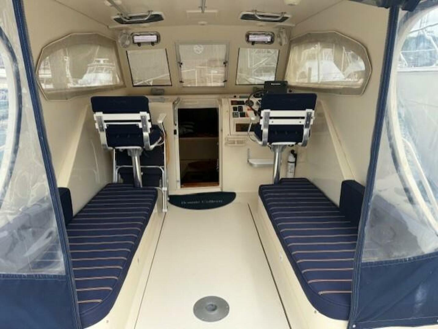 Slide: The Image of Mainship 30 2004 - 5574586