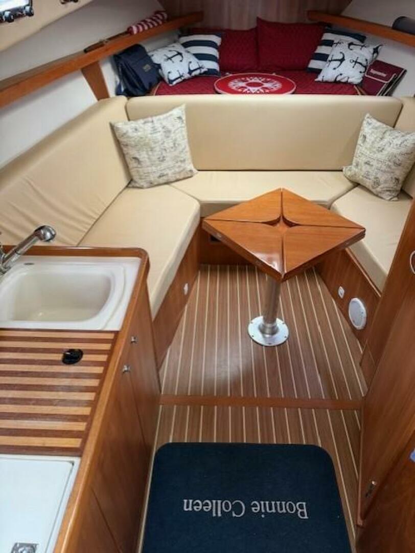 Slide: The Image of Mainship 30 2004 - 5574594