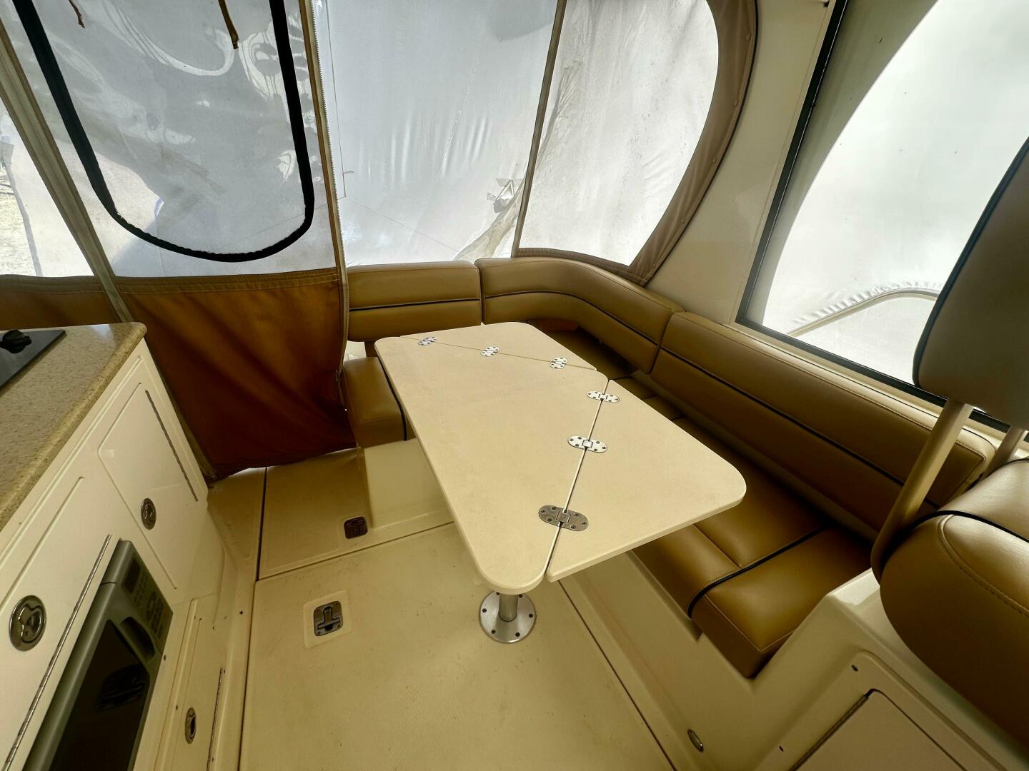 Slide: The Image of Mainship 31 Pilot Sedan 2009 - 5122115