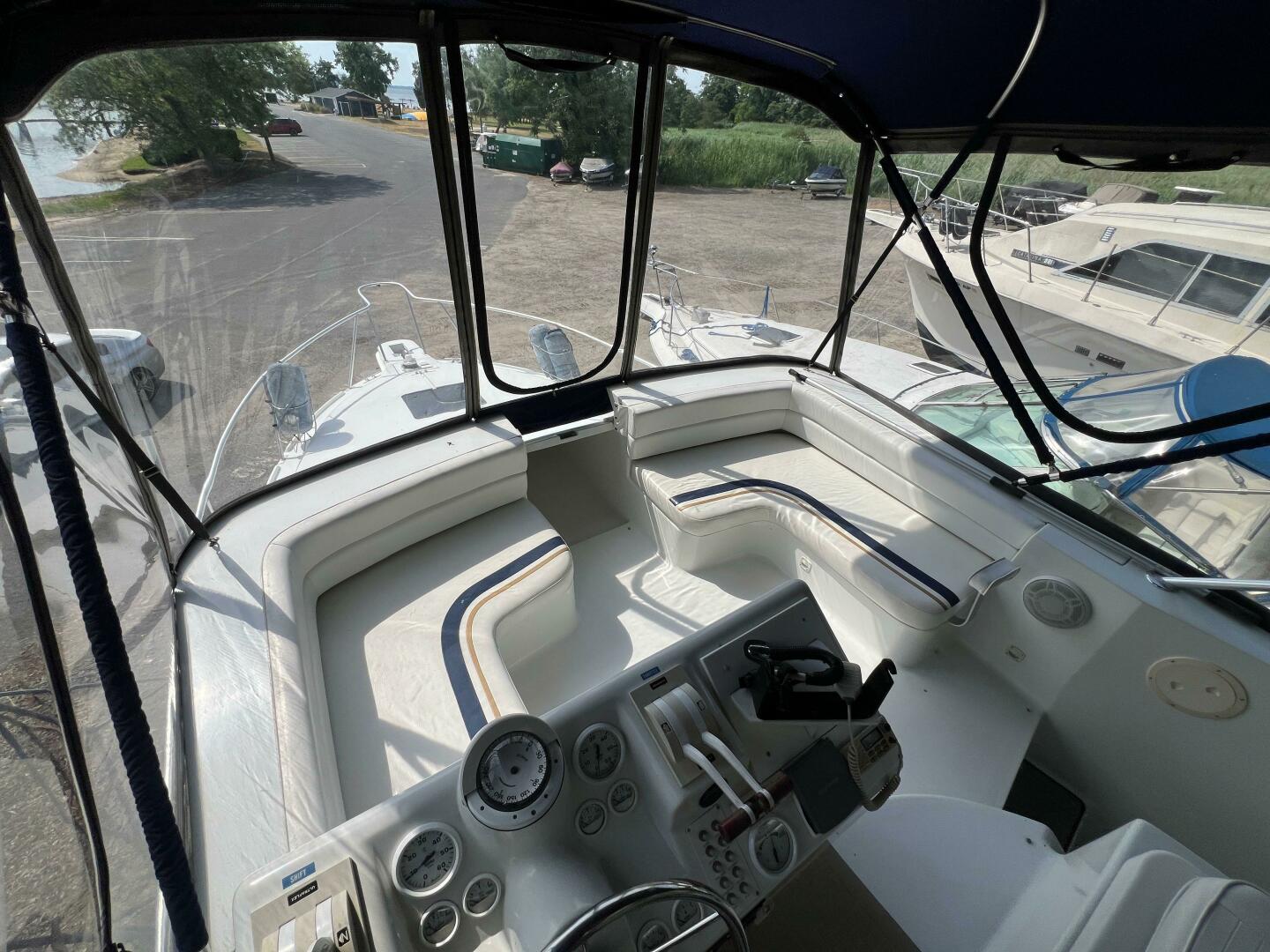 Slide: The Image of Mainship 31 Sedan Bridge 1996 - 4472670