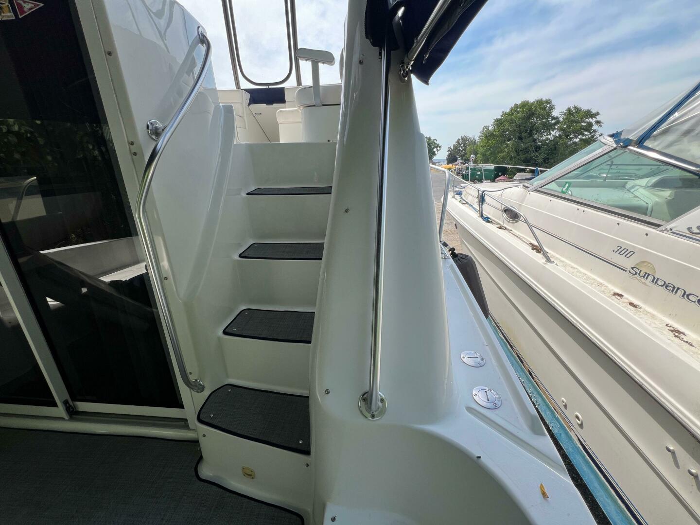 Slide: The Image of Mainship 31 Sedan Bridge 1996 - 4472664