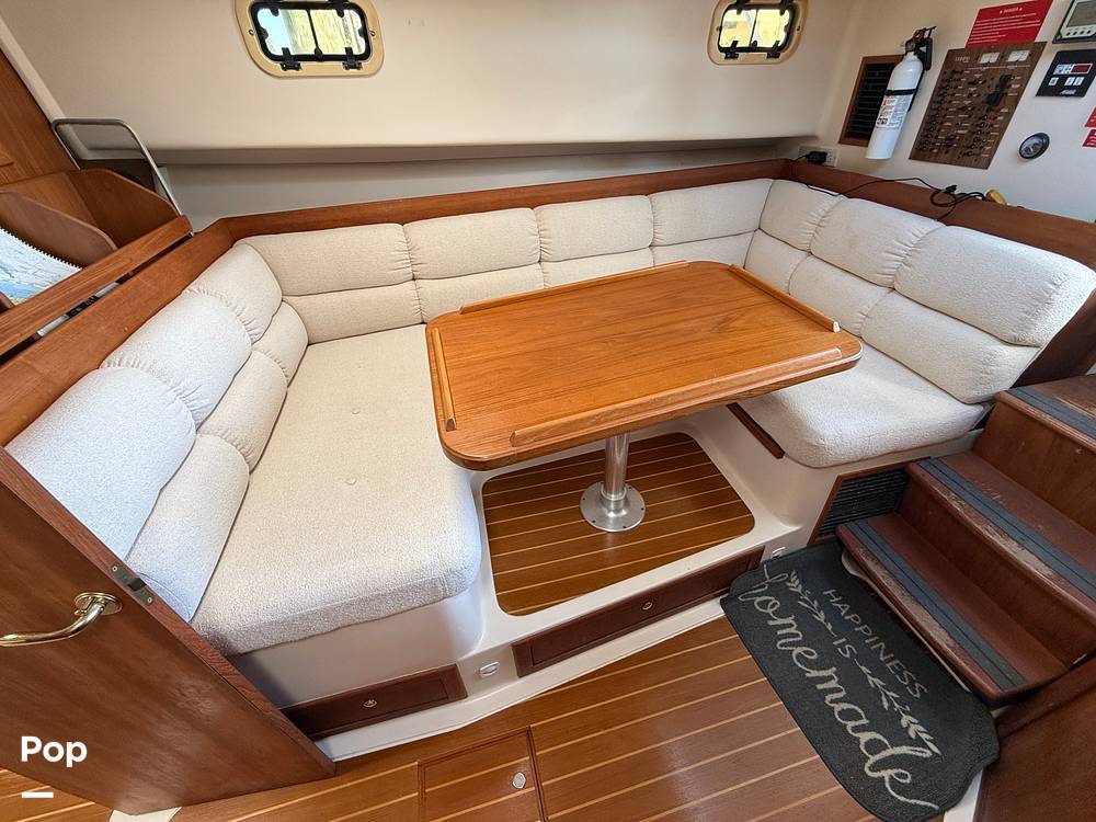 Slide: The Image of Mainship 34 Pilot 2001 - 15037379