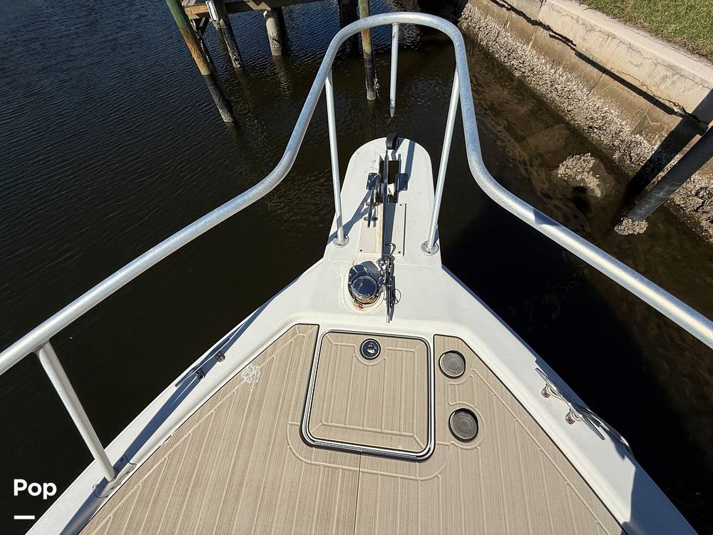 Slide: The Image of Mainship 34 Pilot 2001 - 15037336