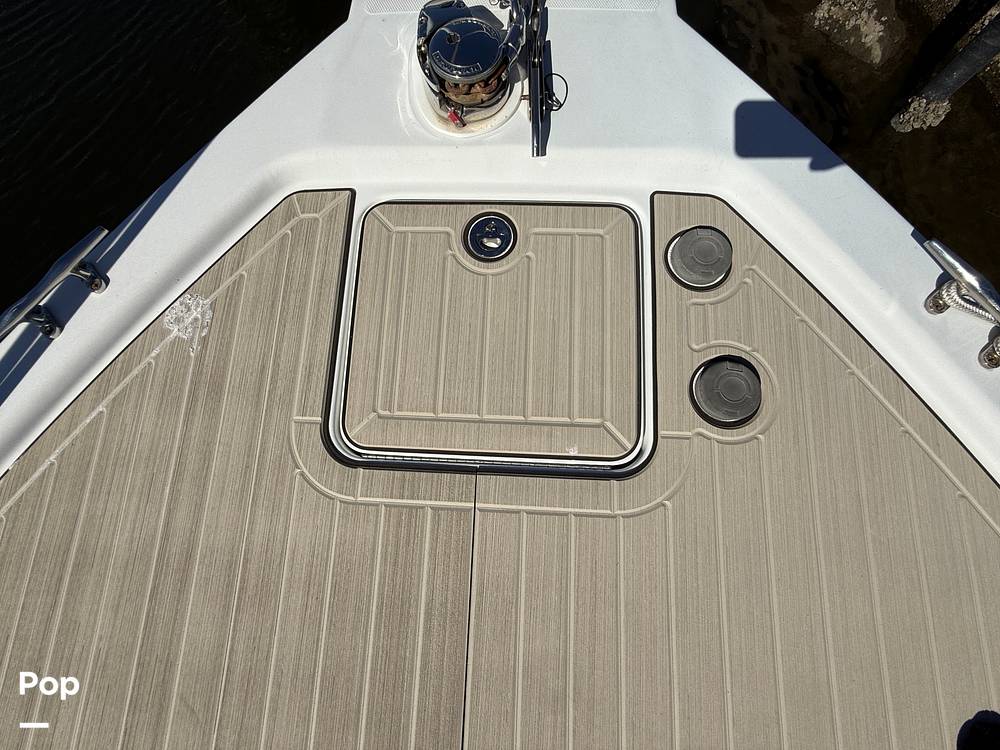 Slide: The Image of Mainship 34 Pilot 2001 - 15037337