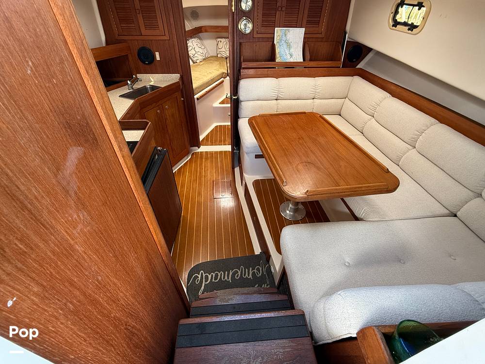 Slide: The Image of Mainship 34 Pilot 2001 - 15037377
