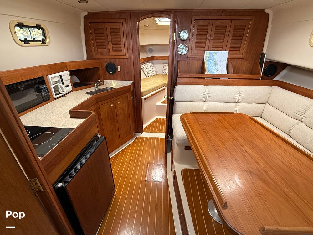 Slide: The Image of Mainship 34 Pilot 2001 - 15037378