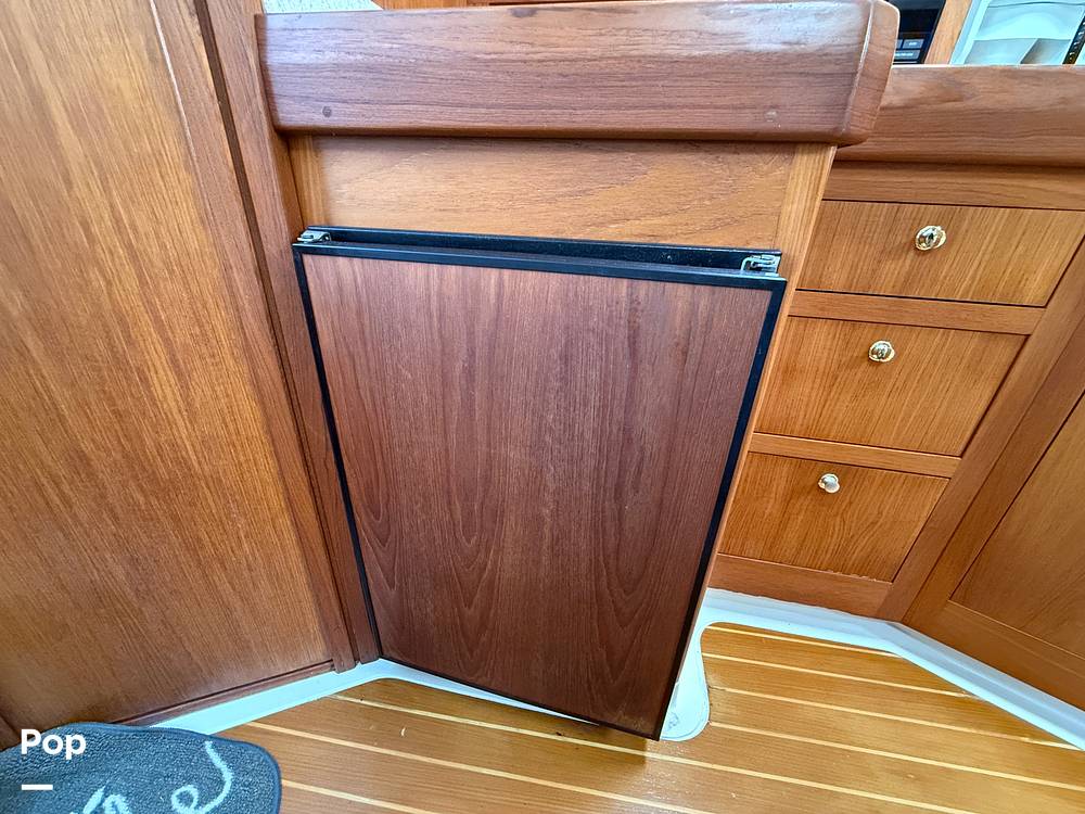 Slide: The Image of Mainship 34 Pilot 2001 - 15037405