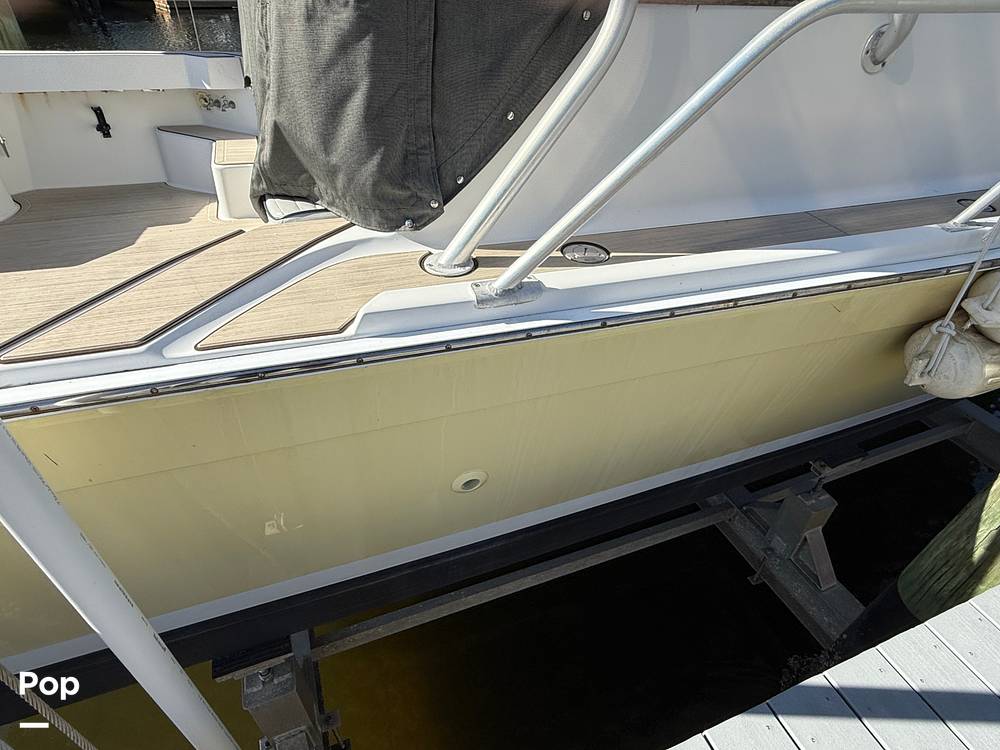 Slide: The Image of Mainship 34 Pilot 2001 - 15037440