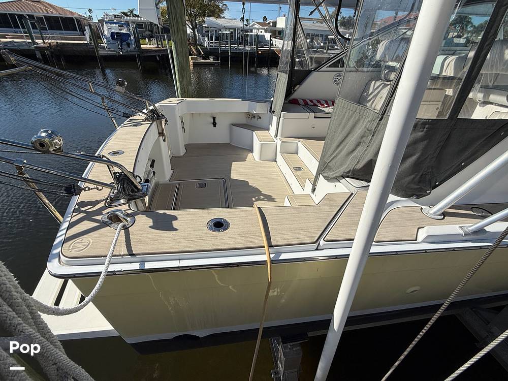 Slide: The Image of Mainship 34 Pilot 2001 - 15037441