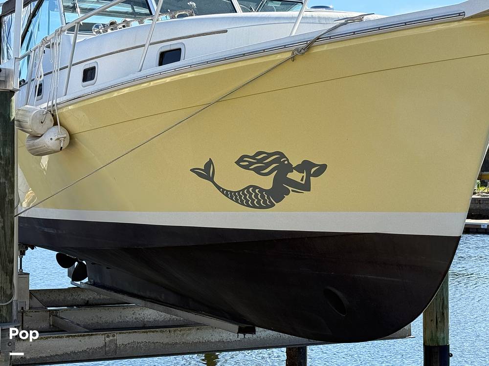 Slide: The Image of Mainship 34 Pilot 2001 - 15037460