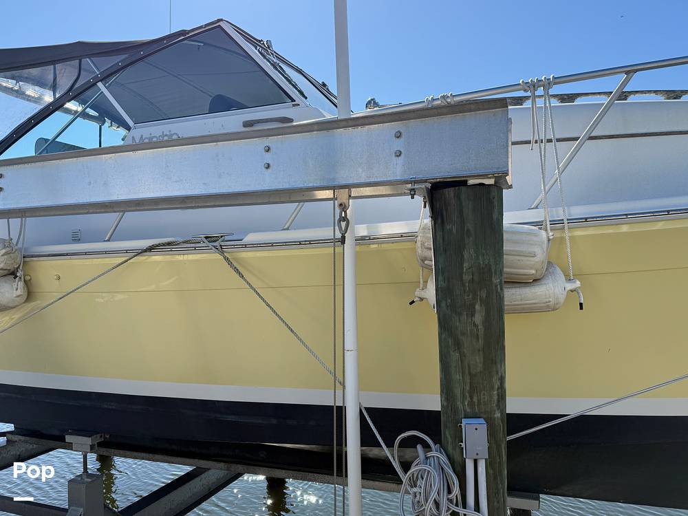 Slide: The Image of Mainship 34 Pilot 2001 - 15037462