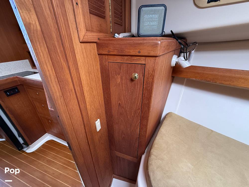 Slide: The Image of Mainship 34 Pilot 2001 - 15037425