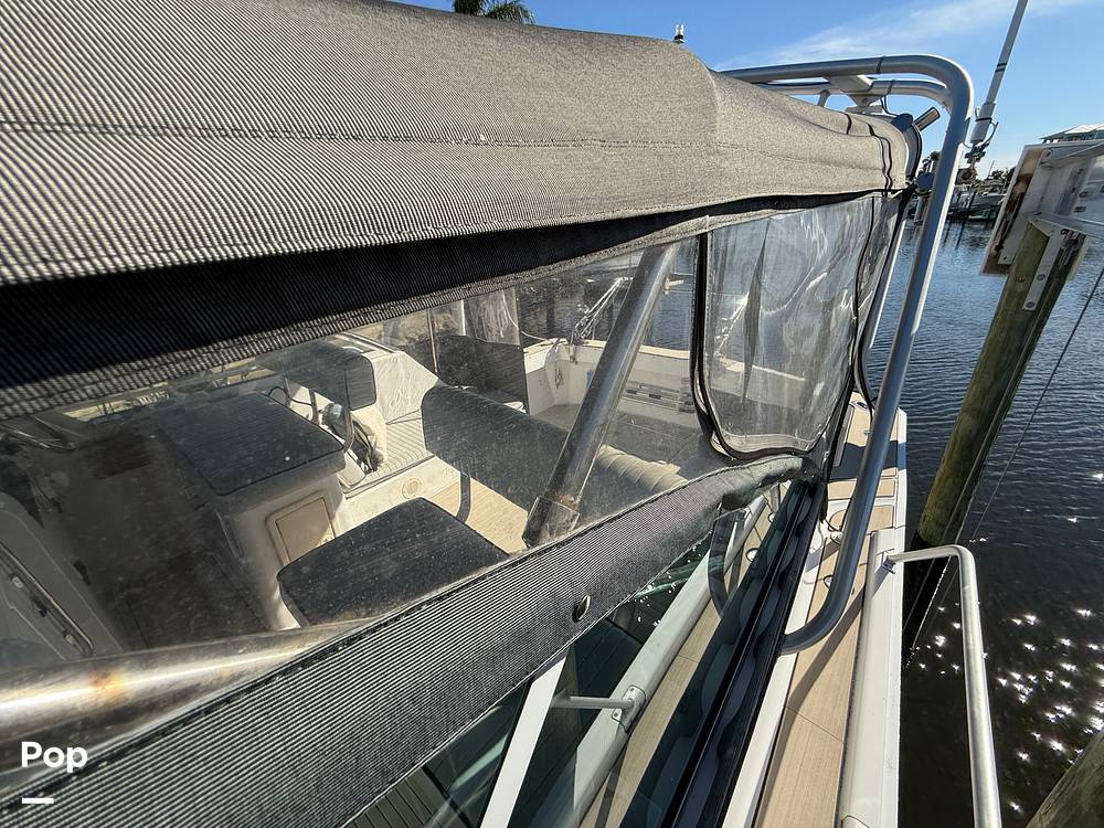 Slide: The Image of Mainship 34 Pilot 2001 - 15037342