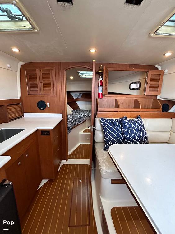 Slide: The Image of Mainship 34 Pilot 2002 - 15214384