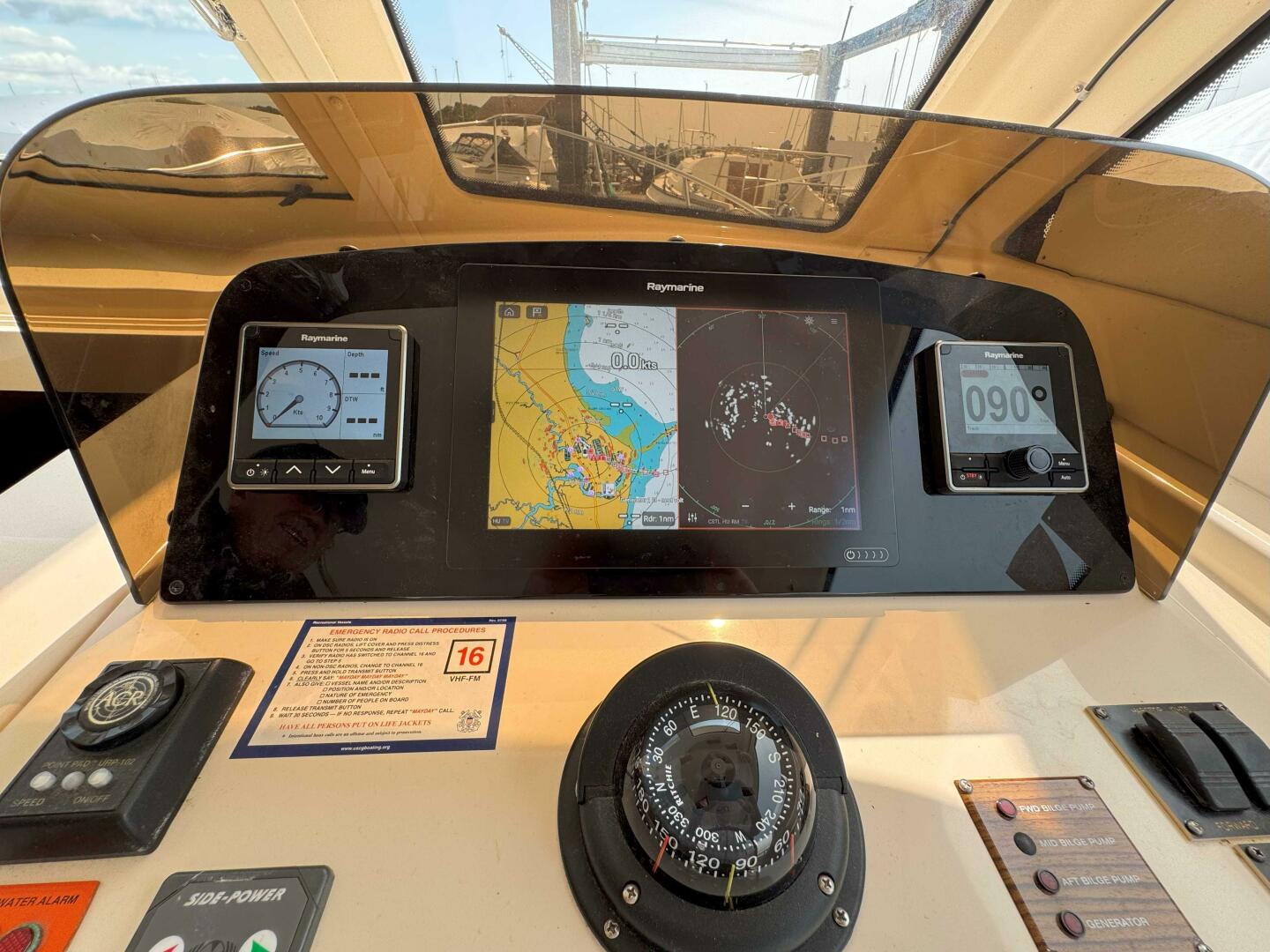 Slide: The Image of Mainship 34 Pilot 2004 - 5369212