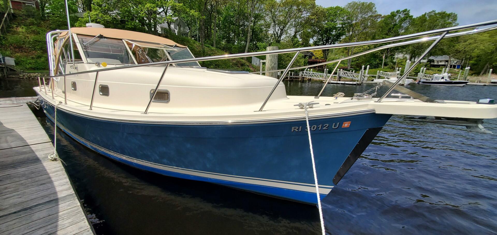 Slide: The Image of Mainship 34 Pilot Rum Runner Classic 2006 - 5320413