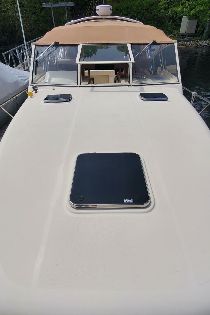 Slide: The Image of Mainship 34 Pilot Rum Runner Classic 2006 - 5320419