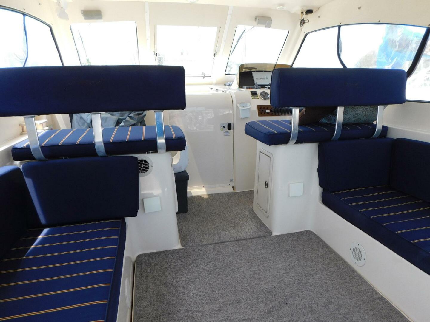 Slide: The Image of Mainship 34 Rum Runner II 2005 - 5251915