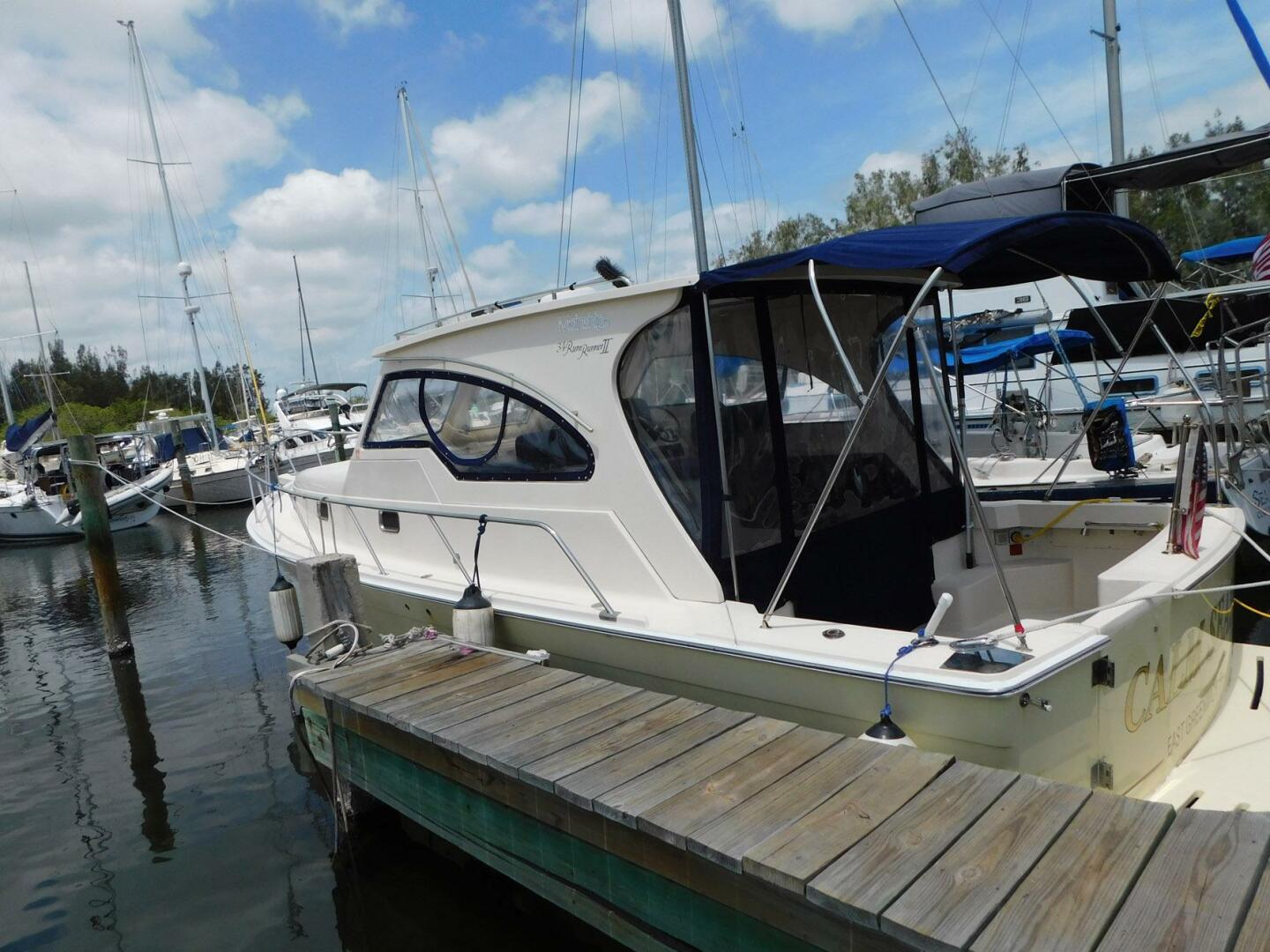 Slide: The Image of Mainship 34 Rum Runner II 2005 - 5251901