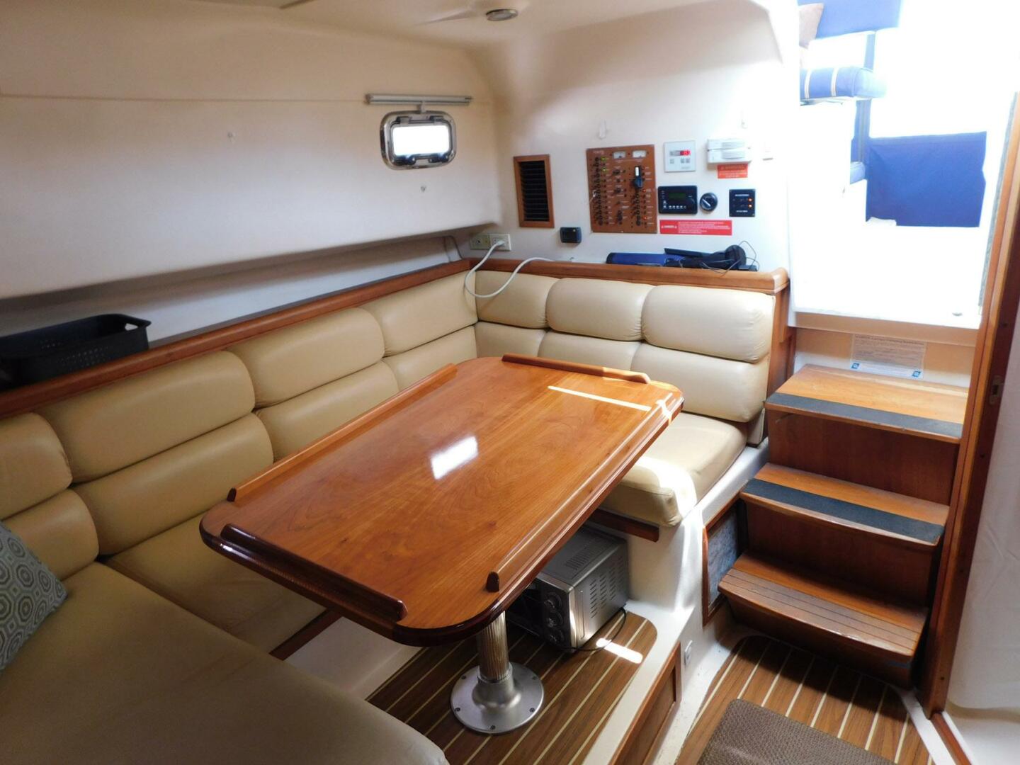 Slide: The Image of Mainship 34 Rum Runner II 2005 - 5251905