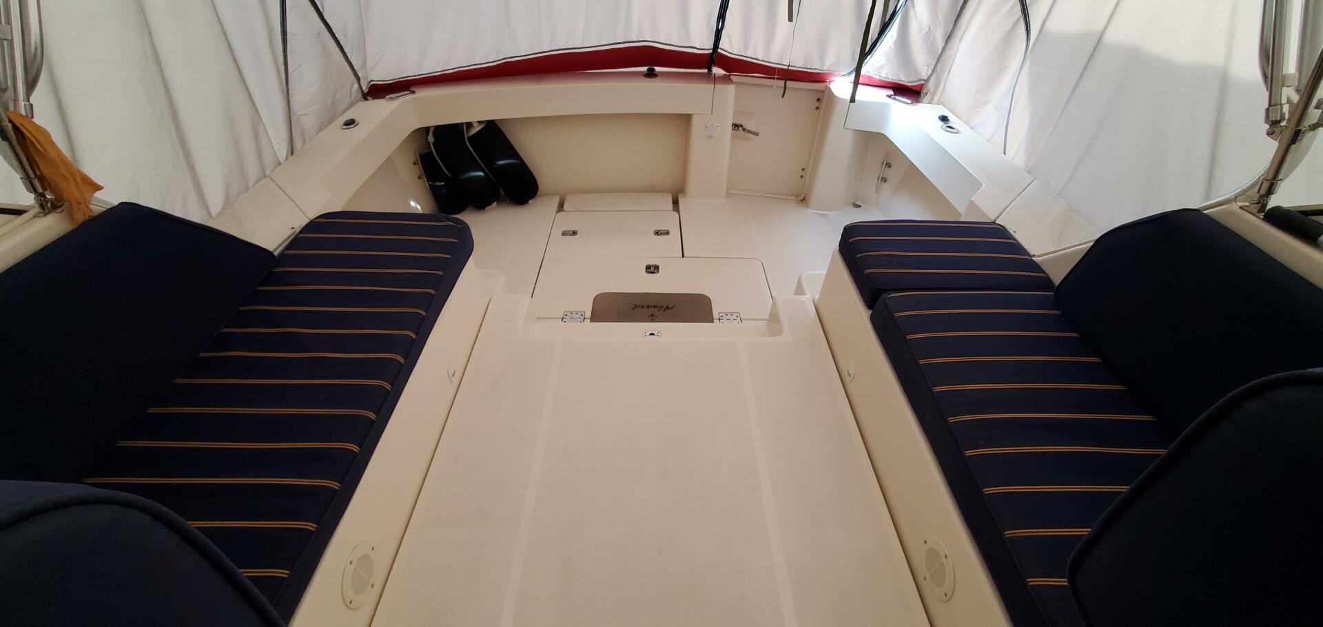 Slide: The Image of Mainship 34 Rum Runner II Pilot 2004 - 5071532
