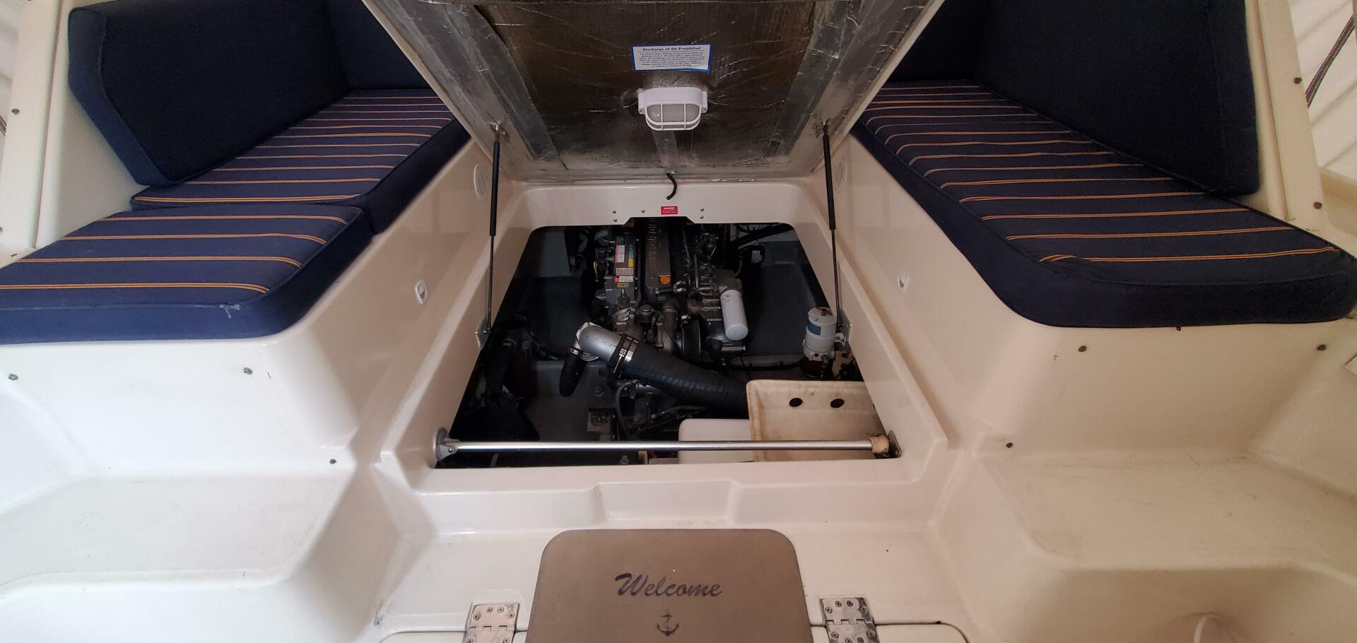 Slide: The Image of Mainship 34 Rum Runner II Pilot 2004 - 5071534