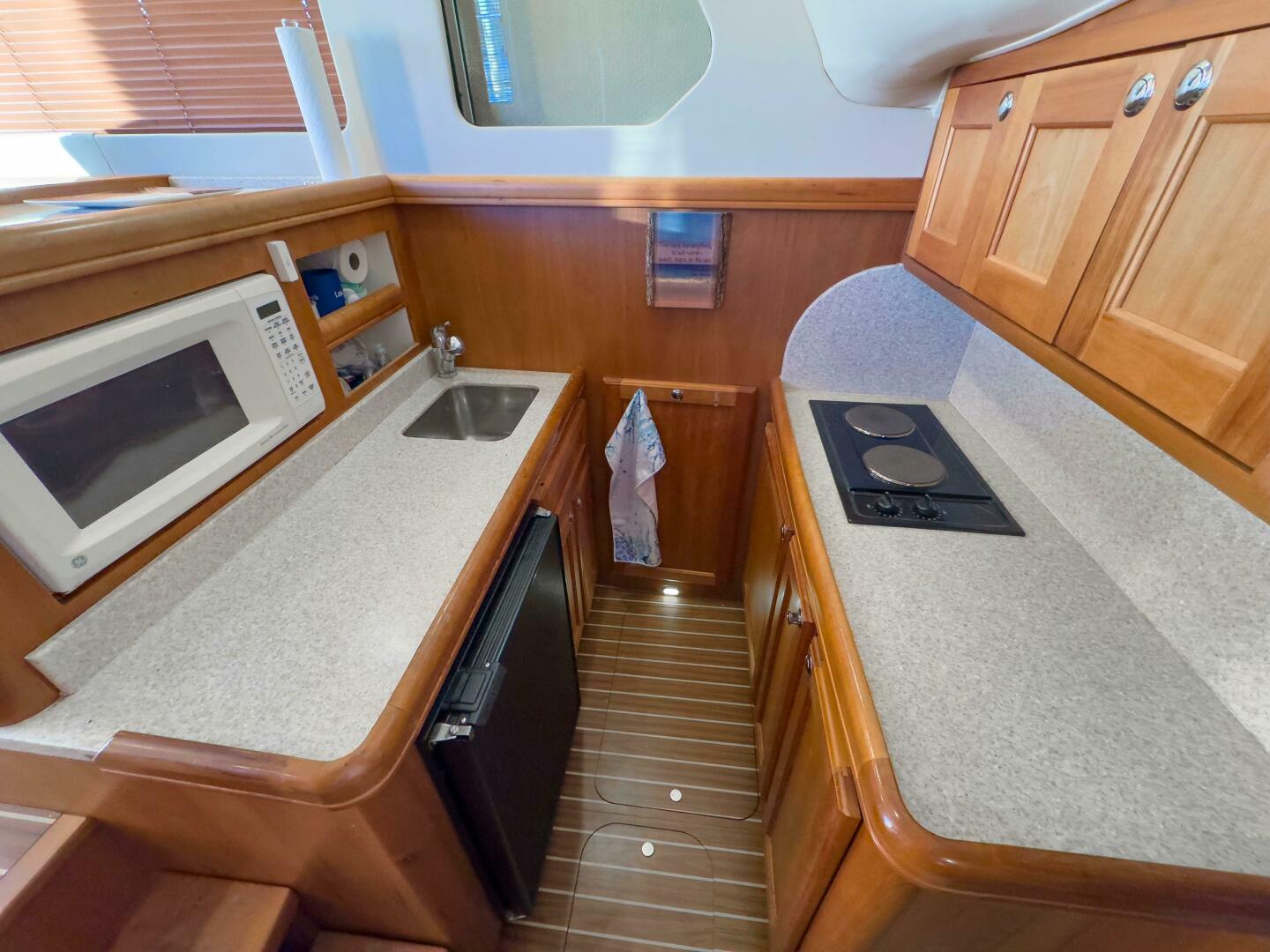 Slide: The Image of Mainship 34 Trawler 2005 - 4826202