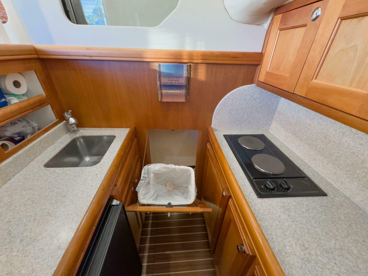 Slide: The Image of Mainship 34 Trawler 2005 - 4826205