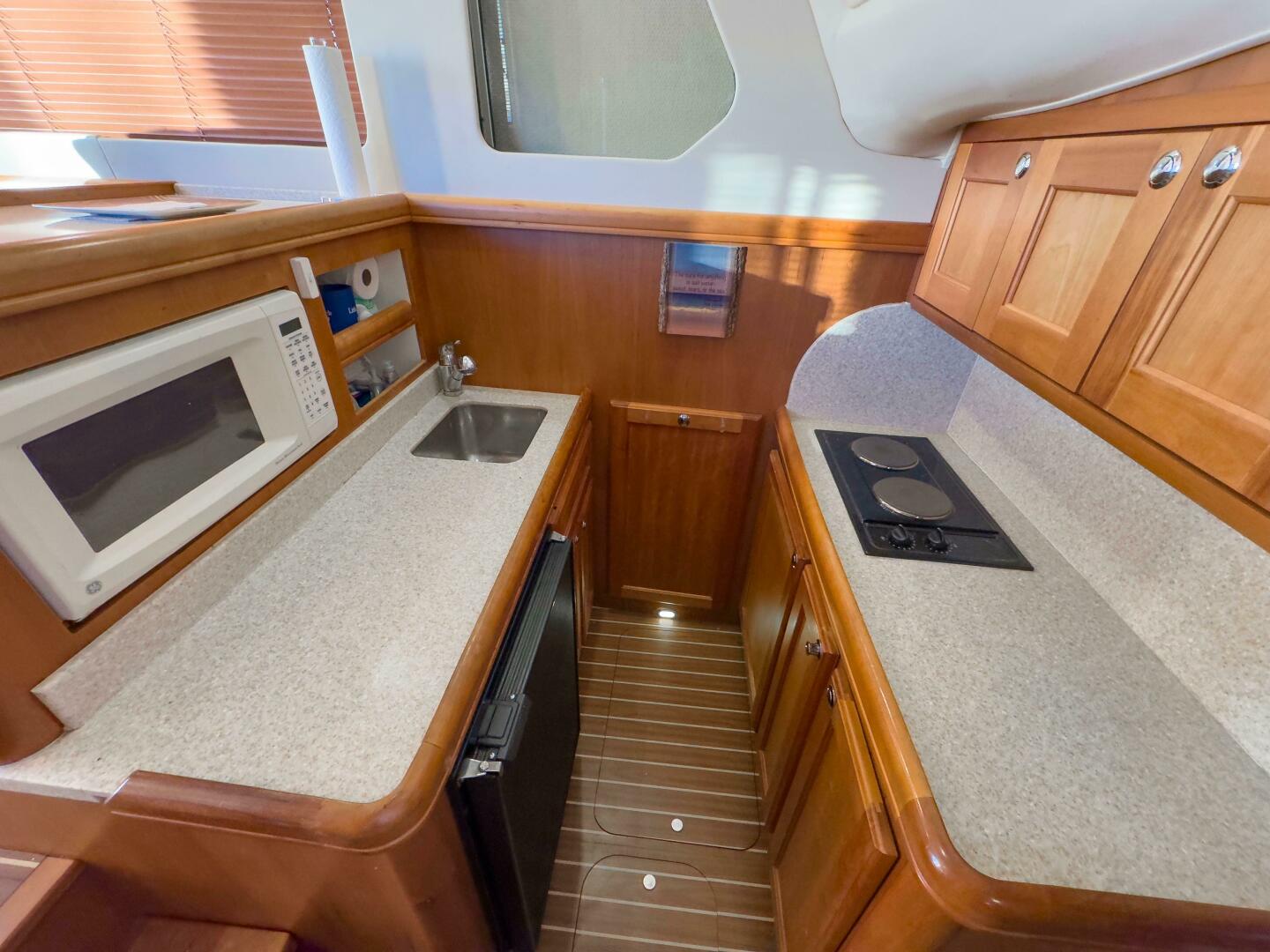 Slide: The Image of Mainship 34 Trawler 2005 - 4826207