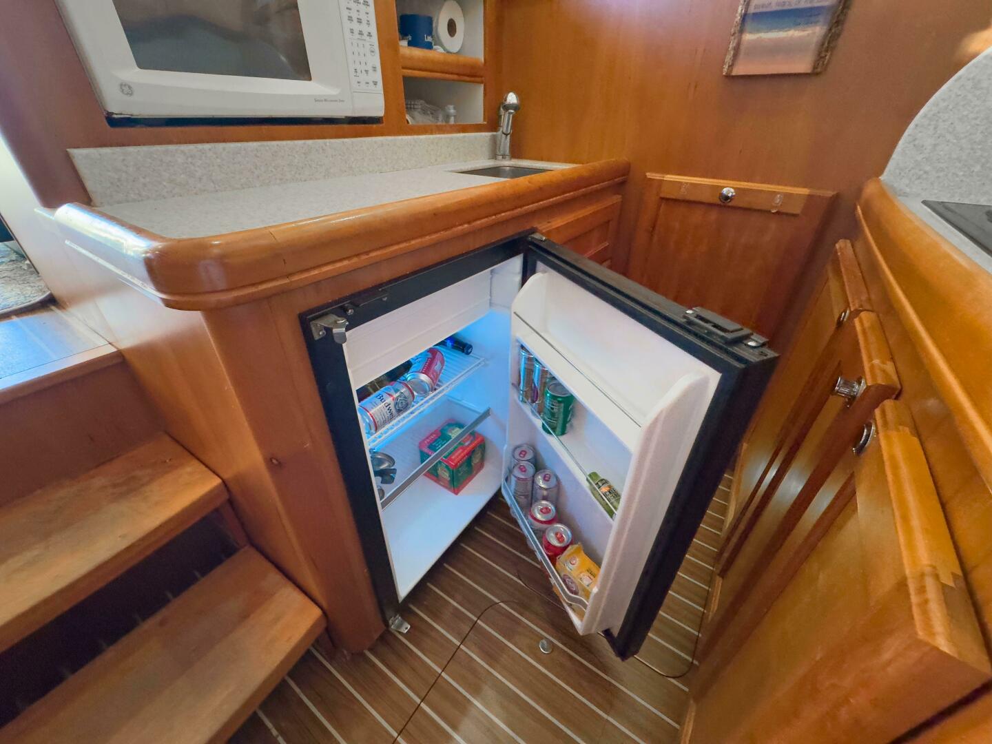 Slide: The Image of Mainship 34 Trawler 2005 - 4826216