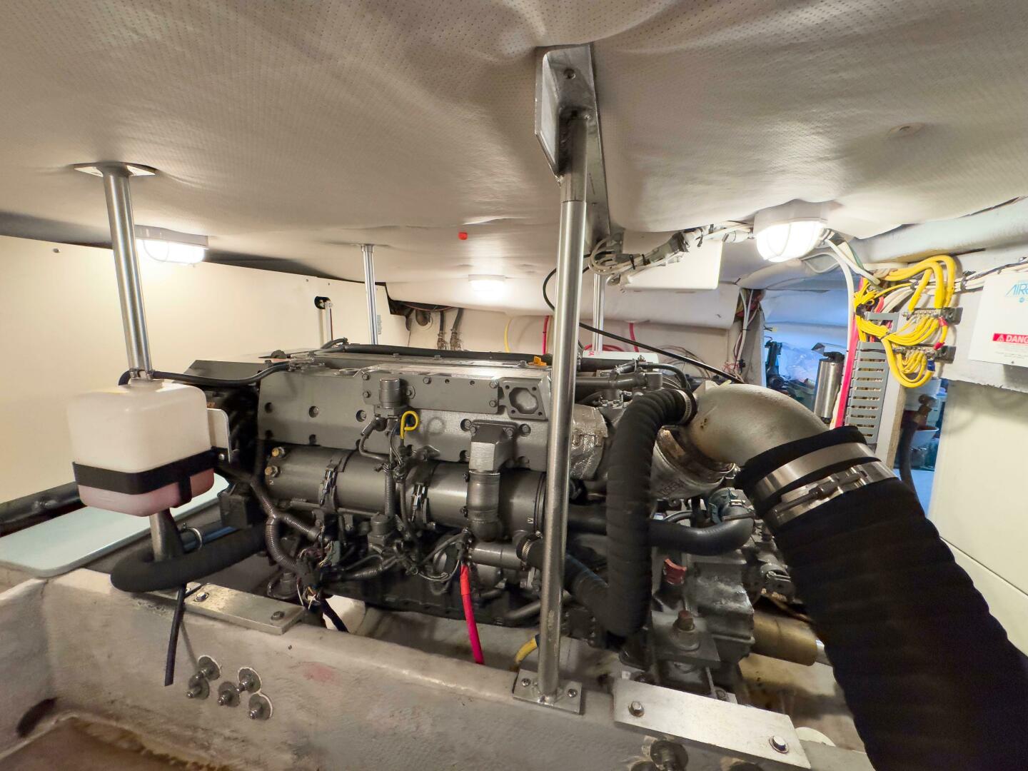 Slide: The Image of Mainship 34 Trawler 2005 - 4826240