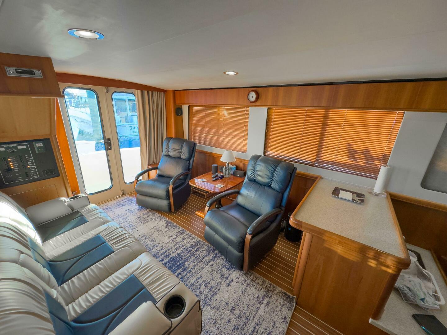 Slide: The Image of Mainship 34 Trawler 2005 - 4826243