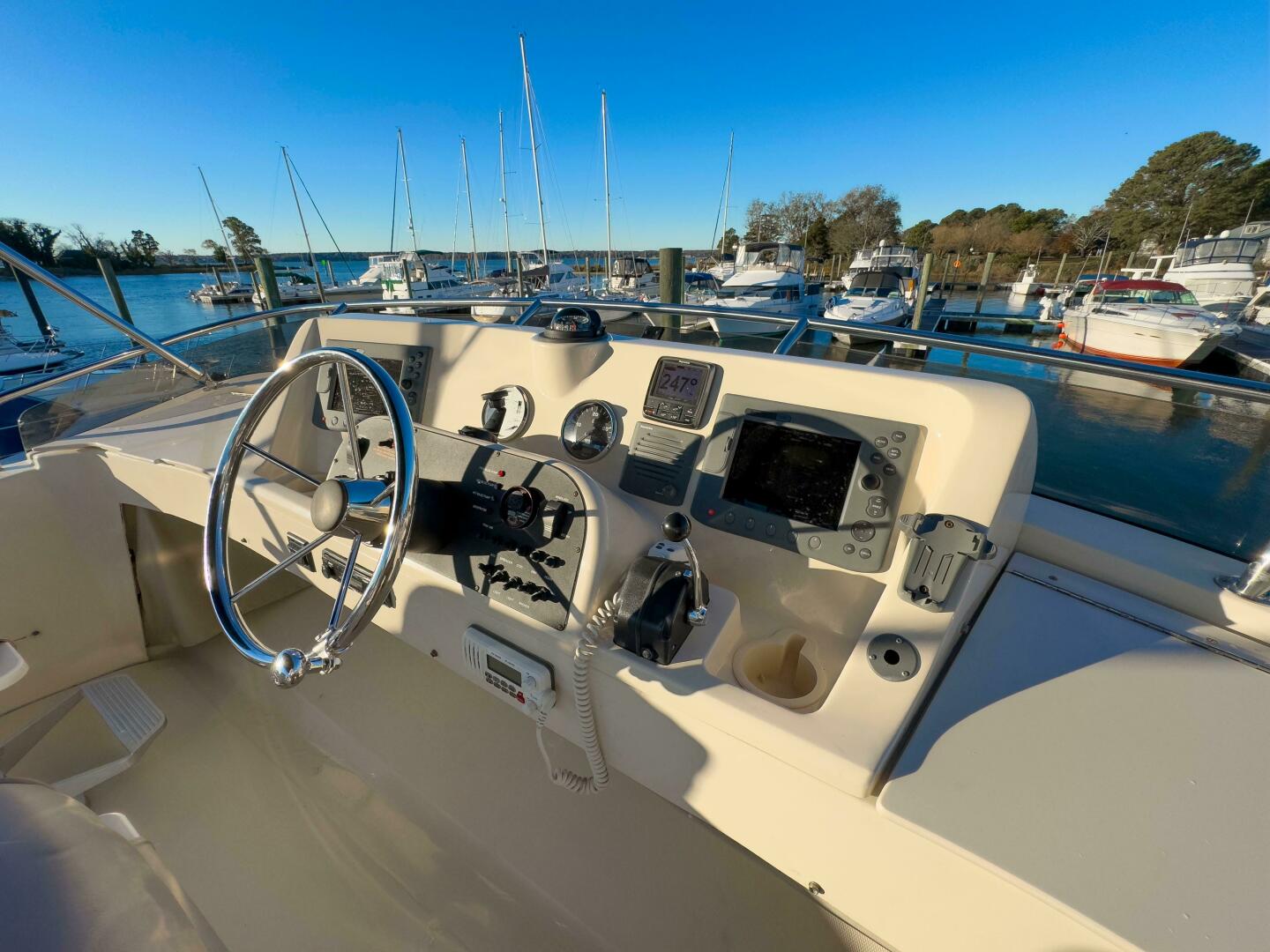 Slide: The Image of Mainship 34 Trawler 2005 - 4826281